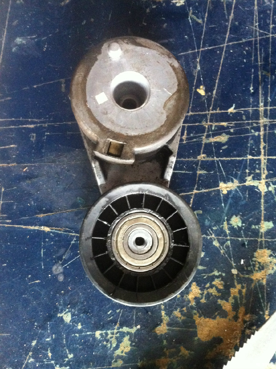 秦发集团采购的世界首套550米工作面刮板输送成套装备通过出厂评议